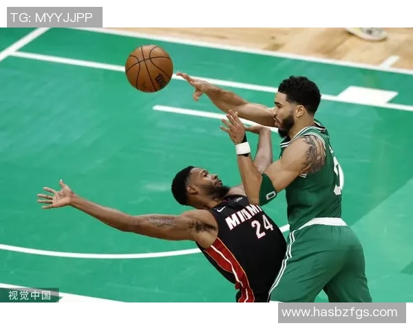 掘金与凯尔特人激战正酣NBA赛场精彩瞬间回顾与分析