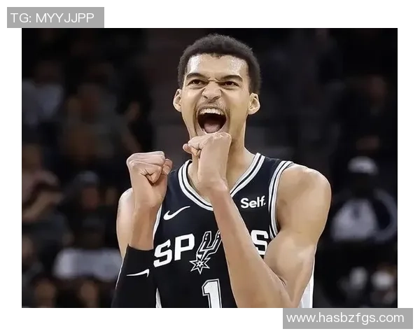 文班亚马新秀赛季表现惊艳场均20分10篮板3盖帽遥遥领先