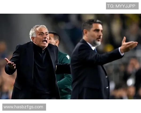 穆里尼奥怒斥欧足联争议判罚罗马无缘淘汰赛引发热议